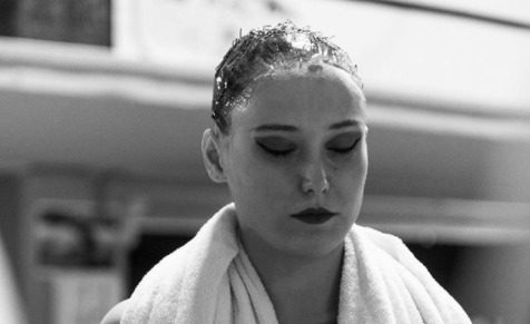Manon Disbeaux : "En natation synchronisée, on se soutient, on se relève ensemble."
