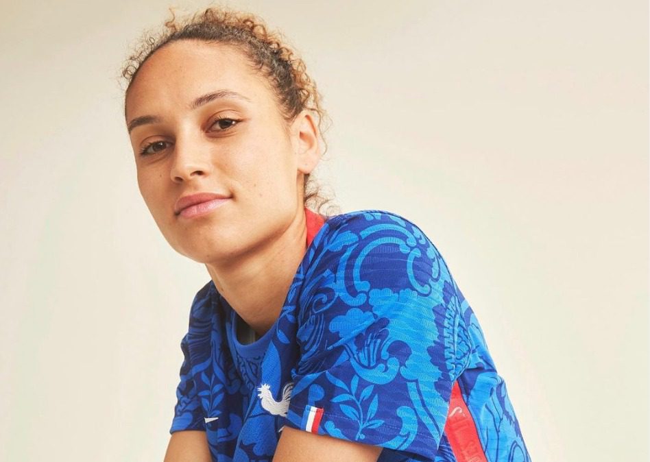 Ella Palis : pour elle, le foot, c'est de la balle !