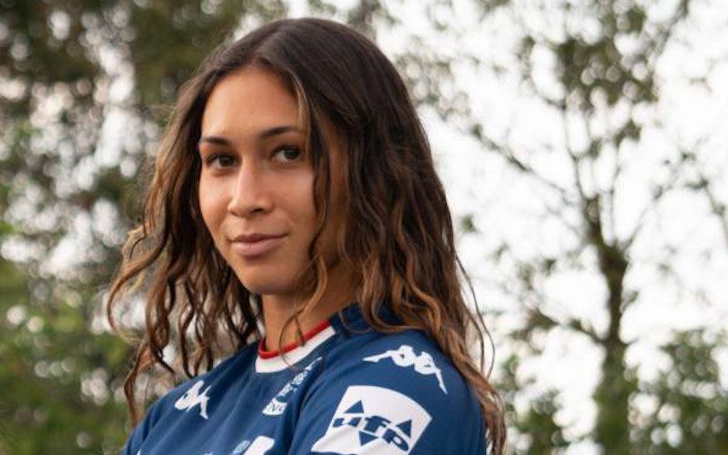 Manaé Feleu : « Quand t'es une fille et que tu dis que tu joues au rugby, on te répond que c’est un sport de brutes . »