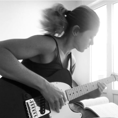 0A2E6A2E-8522-429D-988C-75896DF3D0A3