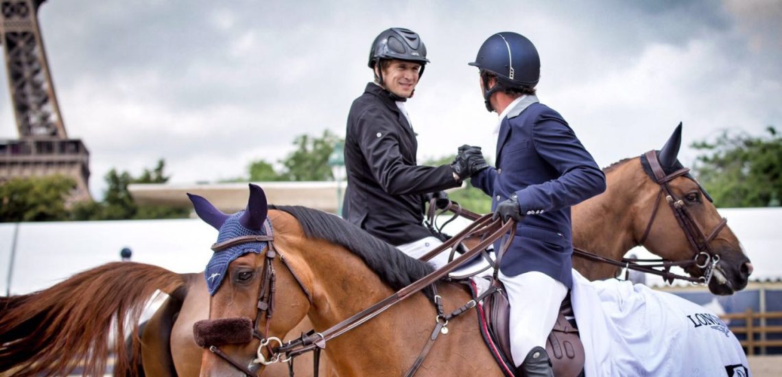 Sur le Champ-de-Mars et au galop !